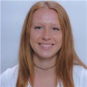 Je possède un niveau équivalent au baccalauréat en allemand, cette langue me passionne, je propose donc mes services niveau collège/lycée
